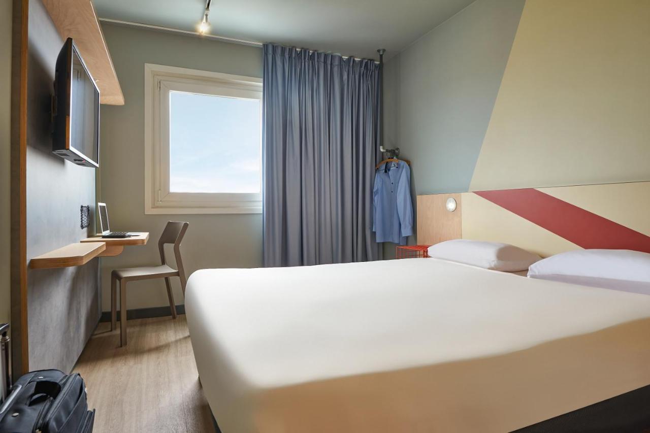 ibis budget Porte d'Aubervilliers Hotel Eksteriør billede